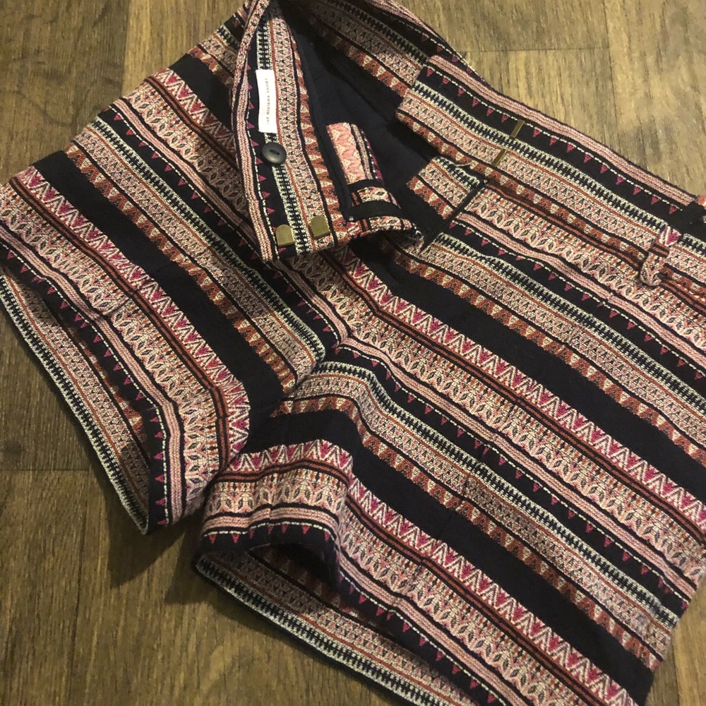 Beautiful embroidered Loft shorts, never worn!